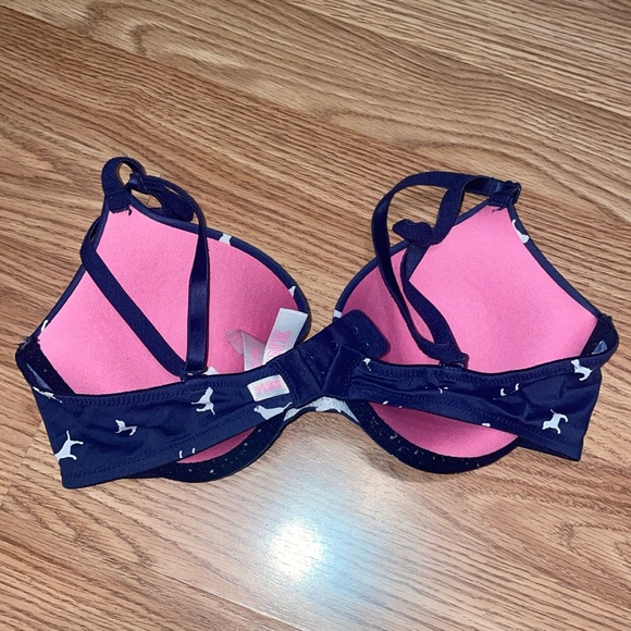 Victoria’s Secret Pink T-Shirt Light Gray Bar - Picture 4 of 9